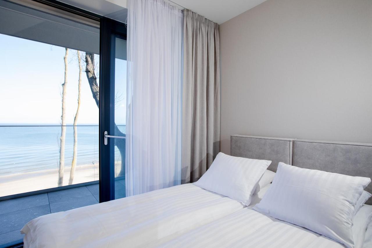 Hevenia 9 Apartment Rewal